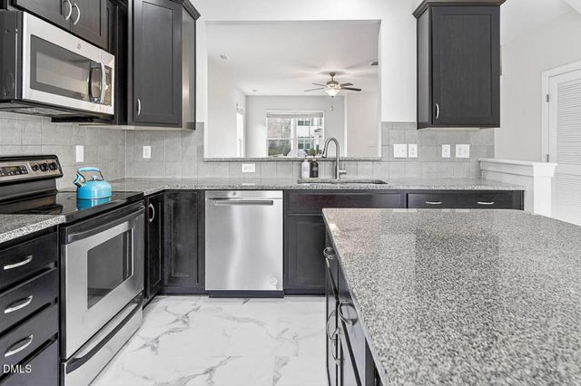 102 Harvest Oaks Lane Unit 126, Durham, NC 27703