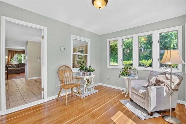 11 Juniper Hill Rd, Ware, MA 01082
