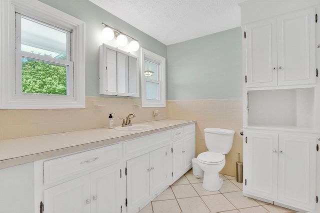 11 Juniper Hill Rd, Ware, MA 01082