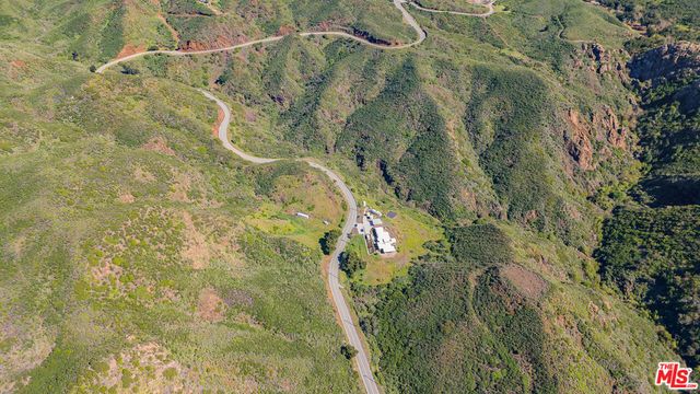 35099 Mulholland Highway, Malibu, CA 90265