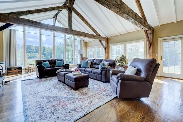 38 Taylor Road, Mendon, NY 14472