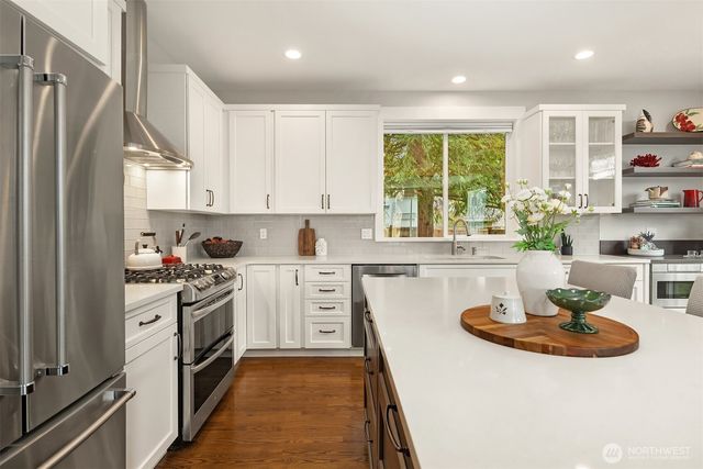 12729 NE 103rd Place, Kirkland, WA 98033