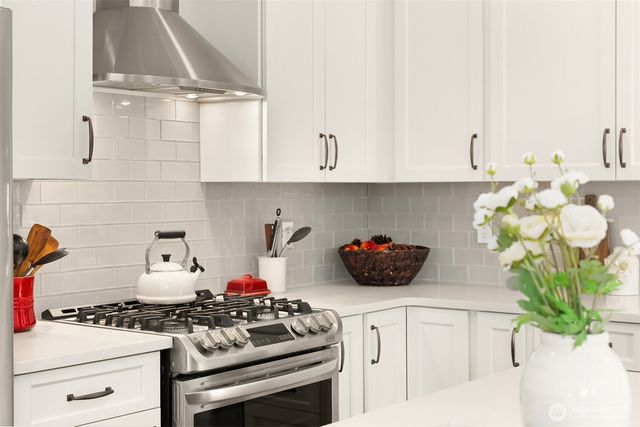 12729 NE 103rd Place, Kirkland, WA 98033