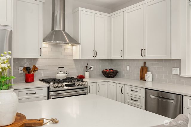 12729 NE 103rd Place, Kirkland, WA 98033