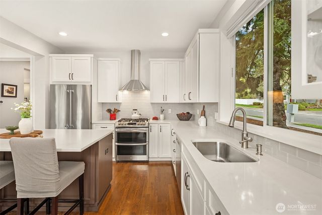 12729 NE 103rd Place, Kirkland, WA 98033