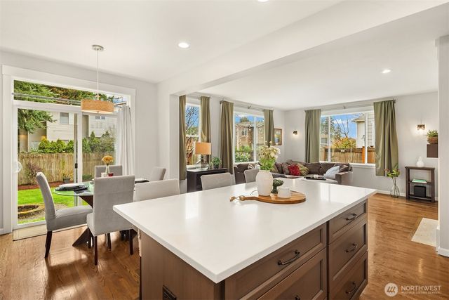 12729 NE 103rd Place, Kirkland, WA 98033