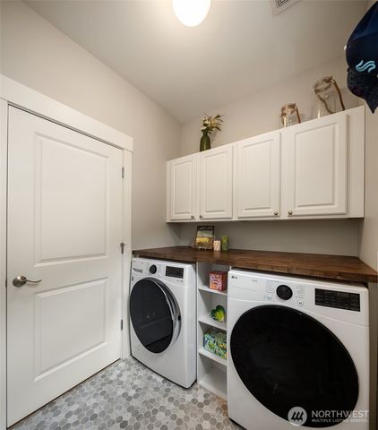 12729 NE 103rd Place, Kirkland, WA 98033