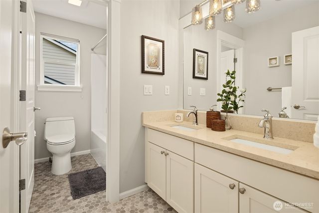 12729 NE 103rd Place, Kirkland, WA 98033