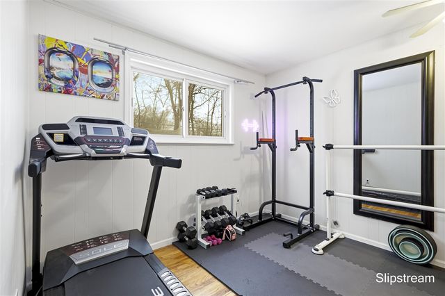 1706 Autumn Lane, Lansing, MI 48912