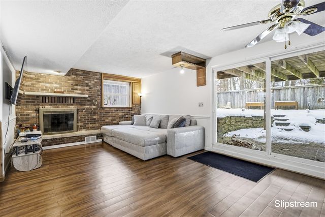 1706 Autumn Lane, Lansing, MI 48912