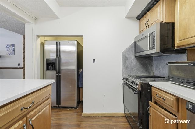 1706 Autumn Lane, Lansing, MI 48912