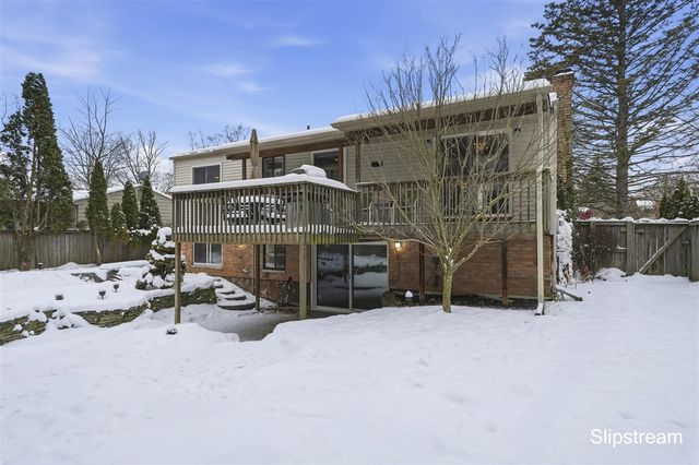 1706 Autumn Lane, Lansing, MI 48912