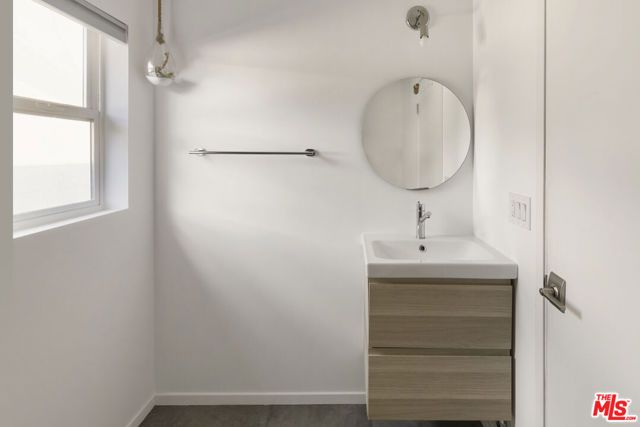 5712 Buchanan Street, Los Angeles, CA 90042