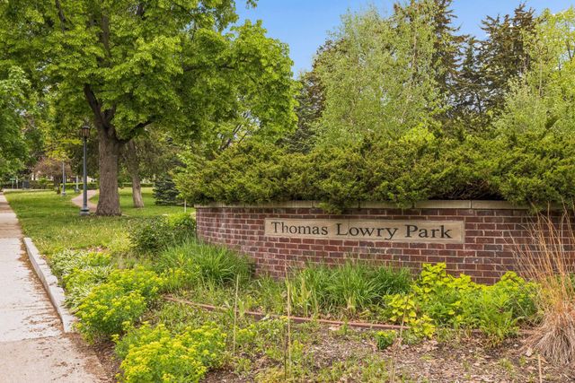 821 Douglas Avenue 205, Minneapolis, MN 55403