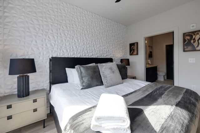 303 31st Ave N Apt 403, Nashville, TN 37203