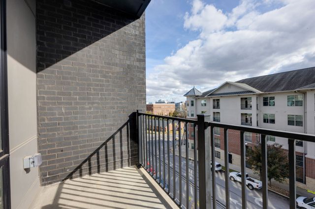 303 31st Ave N Apt 403, Nashville, TN 37203