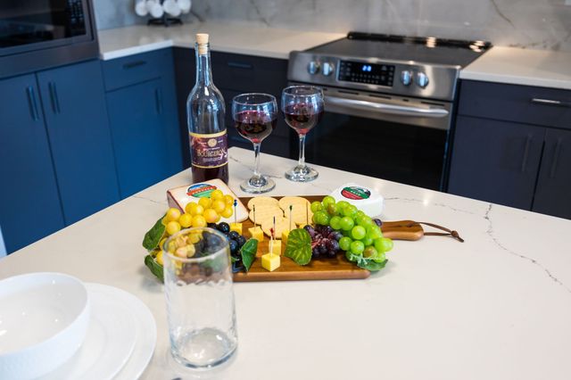 303 31st Ave N Apt 403, Nashville, TN 37203