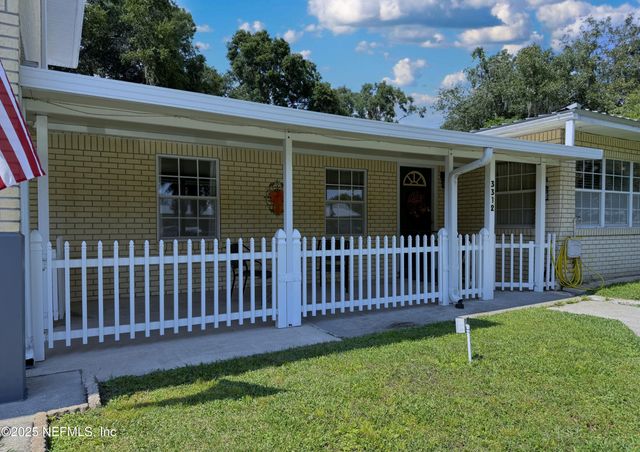 3312 SILVER LAKE Drive, Palatka, FL 32177