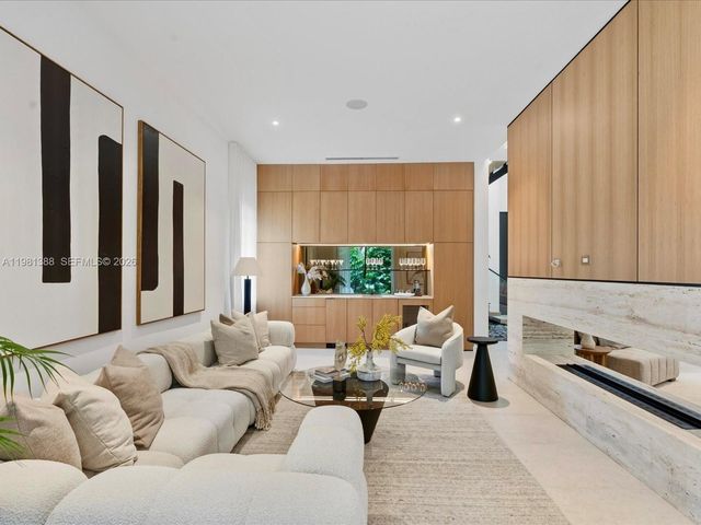 7700 SW 50th Court, Miami, FL 33143