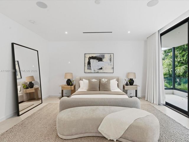 7700 SW 50th Court, Miami, FL 33143