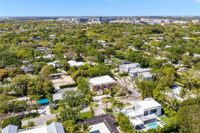 7700 SW 50th Court, Miami, FL 33143