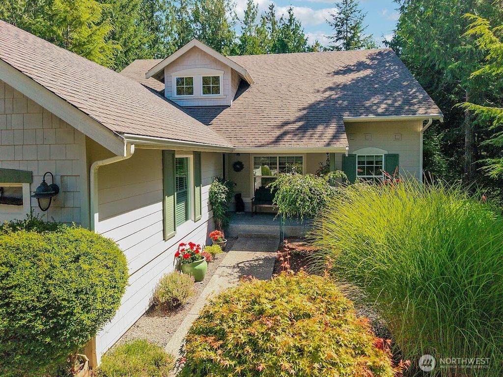 50 Cascade Lane, Port Ludlow, WA 98365