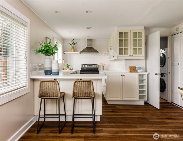 3661 Shorewood Avenue, Greenbank, WA 98253