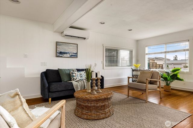 3661 Shorewood Avenue, Greenbank, WA 98253