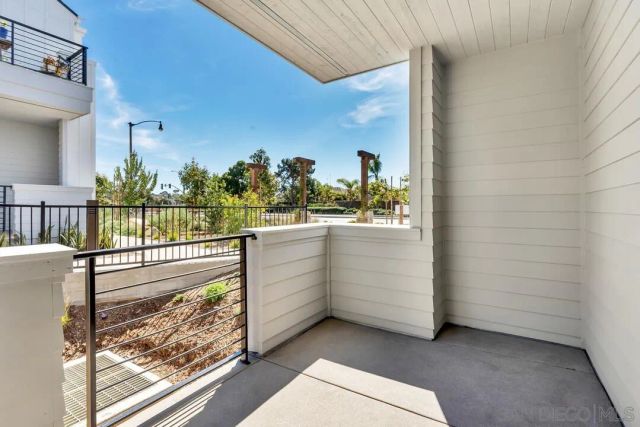 1103 Catania Ct 104, Encinitas, CA 92024