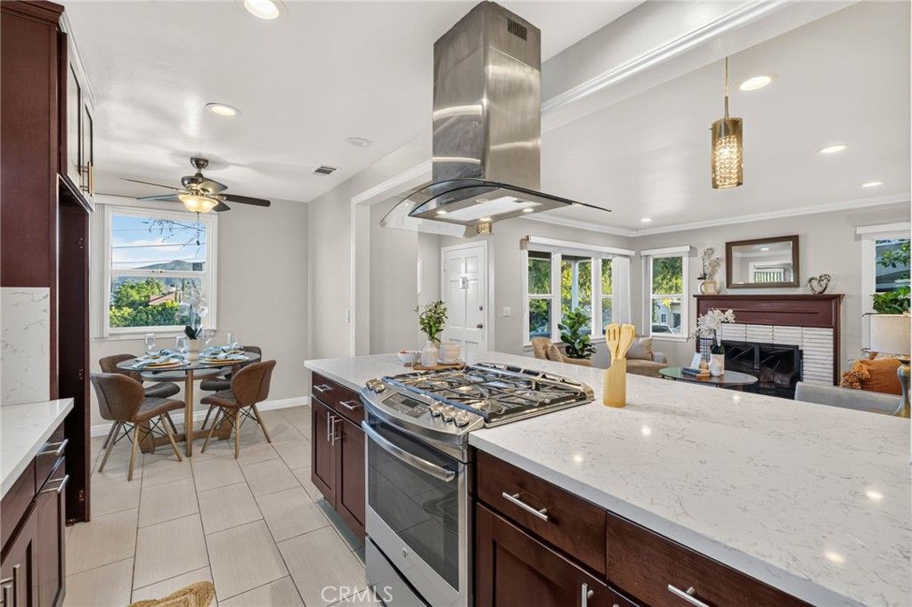 Image 11 of property listing at 3215 Prospect, Glendale, CA 91214