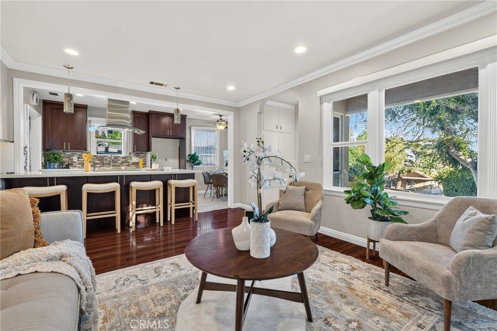 Image 6 of property listing at 3215 Prospect, Glendale, CA 91214