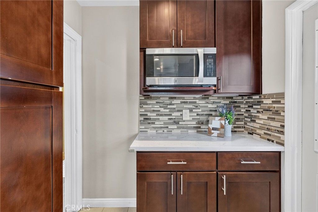 Image 9 of property listing at 3215 Prospect, Glendale, CA 91214