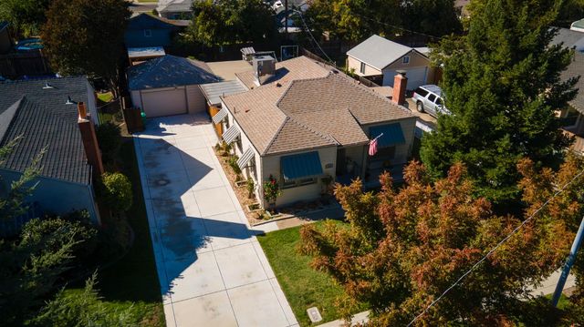 1221 S Church St, Lodi, CA 95240