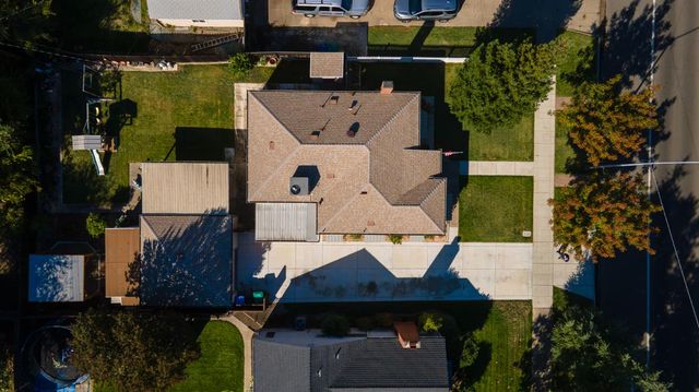 1221 S Church St, Lodi, CA 95240