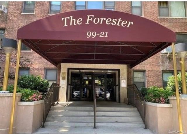 99-21 67 Road 3A, Forest Hills, NY 11375
