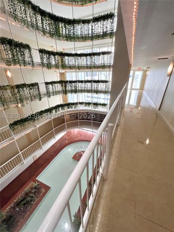 1717 N Bayshore Dr A-1450, Miami, FL 33132