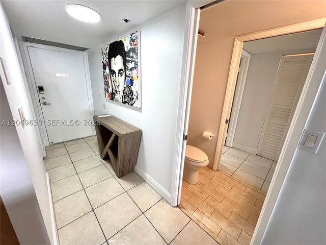 1717 N Bayshore Dr A-1450, Miami, FL 33132