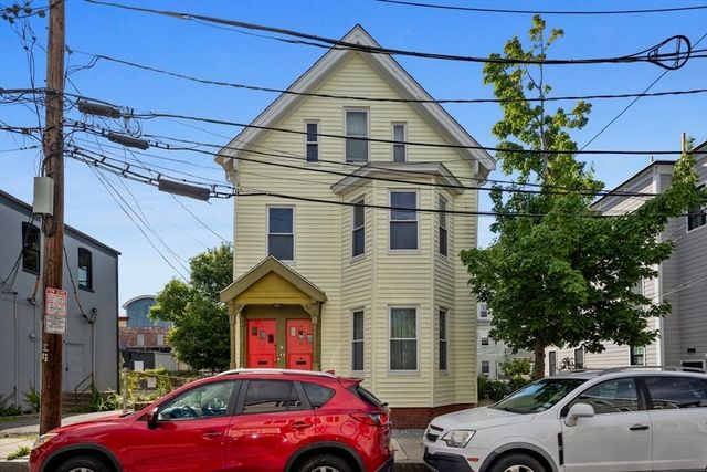 8-10 Carlton Street 2, Somerville, MA 02143