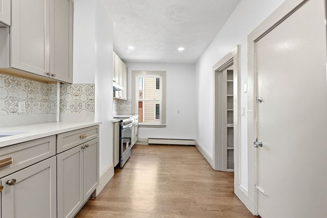 8-10 Carlton Street 2, Somerville, MA 02143