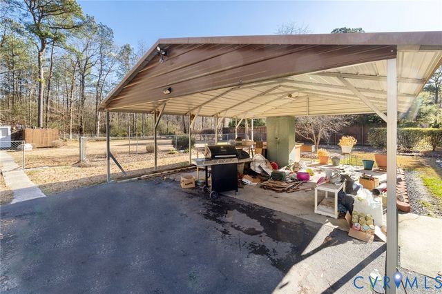 5403 Chesdin Rd, North Dinwiddie, VA 23803