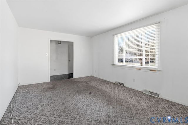 5403 Chesdin Rd, North Dinwiddie, VA 23803