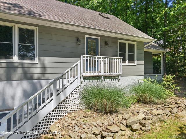 3 Dogwood Hollow Road, New Paltz, NY 12561