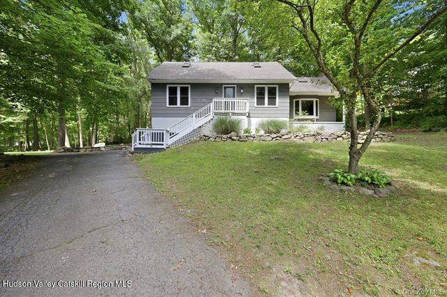 3 Dogwood Hollow Road, New Paltz, NY 12561