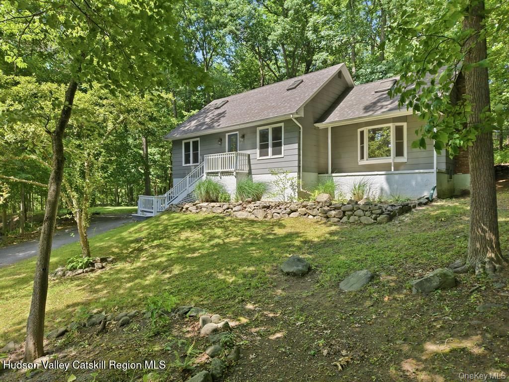 3 Dogwood Hollow Road, New Paltz, NY 12561