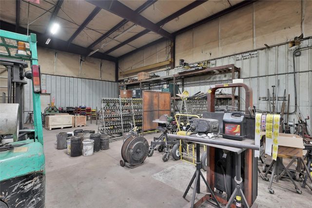 480 Bowling Road, Point Blank, TX 77364