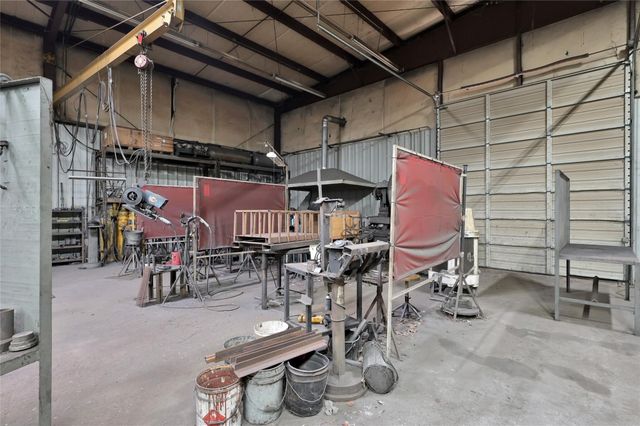 480 Bowling Road, Point Blank, TX 77364