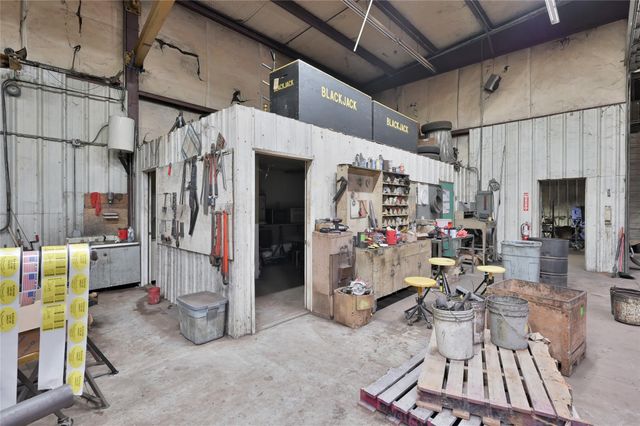 480 Bowling Road, Point Blank, TX 77364