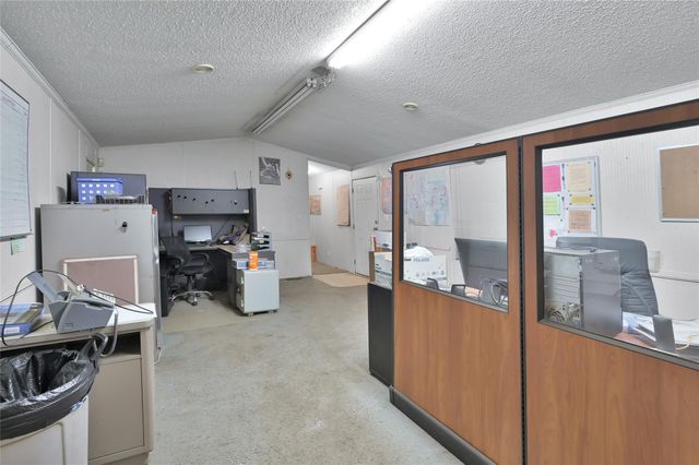 480 Bowling Road, Point Blank, TX 77364