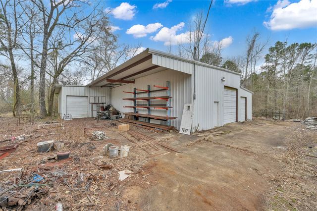 480 Bowling Road, Point Blank, TX 77364