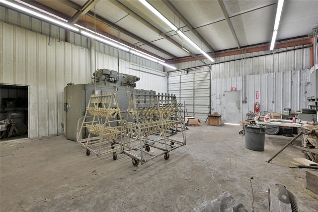 480 Bowling Road, Point Blank, TX 77364